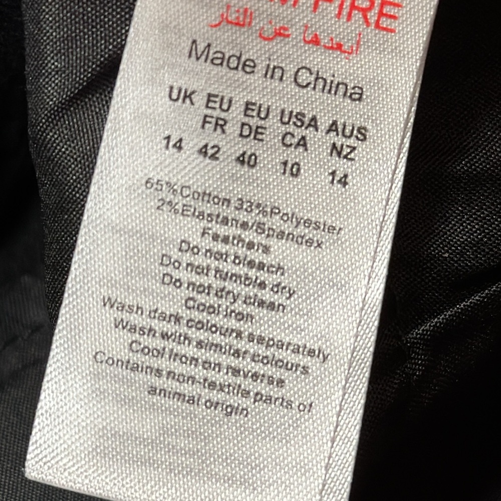 NWT BooHoo Tall Feather Trim Straight Leg Jean - Picture 11 of 11
